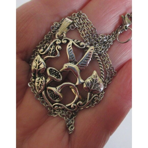 New Hummingbird and Floral Pendant Necklace - Nature Bird Jewelry - Gift Boxed - Picture 5 of 8